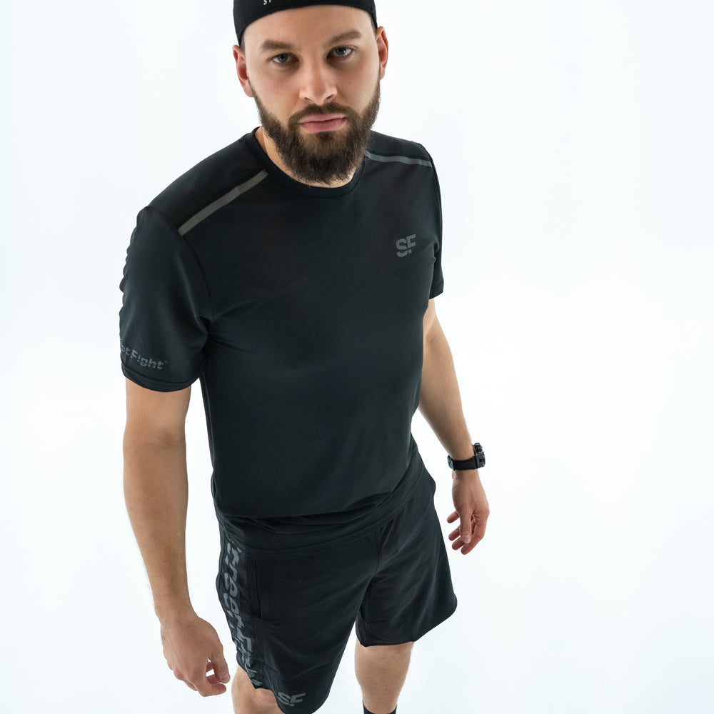 
                  
                    StreetFight Ensemble Triple Black SF024
                  
                